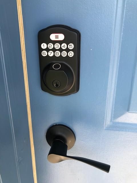 Veise Fingerprint Lock Review: The End of Lost Keys?