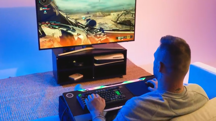 Couchmaster CYCON³ Review: The Ultimate Couch Gaming Desk?
