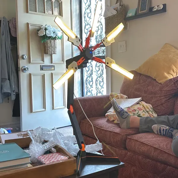 Is This Etsy Odradek Lamp Actually a Good Desk Light?