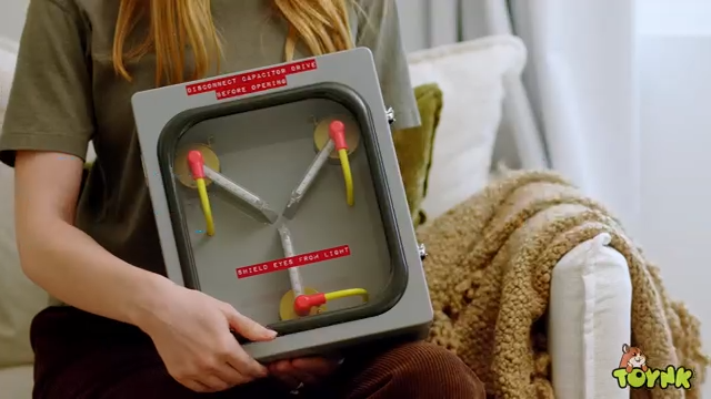 Does This Flux Capacitor Light Actually Feel Real?