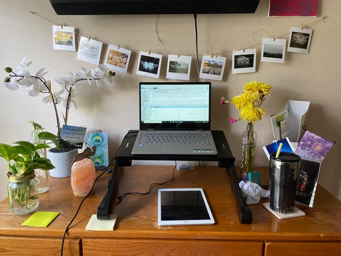 Executive Office Laptop Stand Review: A WFH Lifesaver?